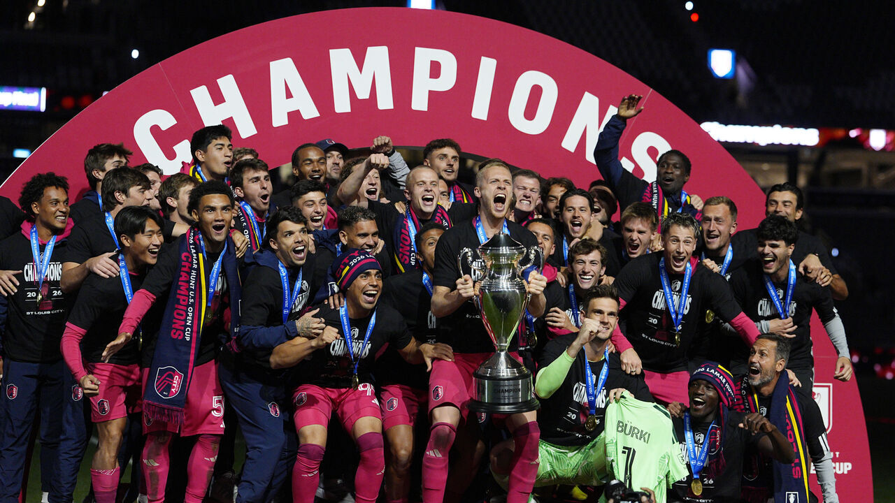 COLUMBUS, OHIO - OCTOBER 21: St. Louis CITY SC players hoist the trophy after defeating the Columbus Crew during the Lamar Hunt U.S. Open Cup 2026 at ScottsMiracle-Gro Field on October 21, 2026 in Columbus, Ohio.