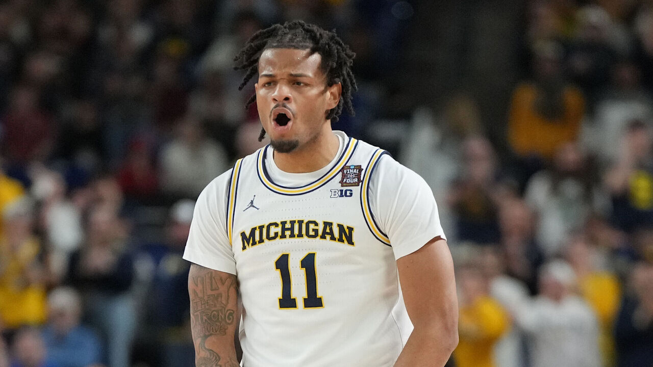 INDIANAPOLIS, IN - APRIL 06: Roddy Gayle Jr. #11 of the Michigan Wolverines celebrates a shot during the National Championship game of the 2026 NCAA Men's Basketball against the Connecticut Huskies at Lucas Oil Stadium on April 6, 2026 in Indianapolis, Indiana.