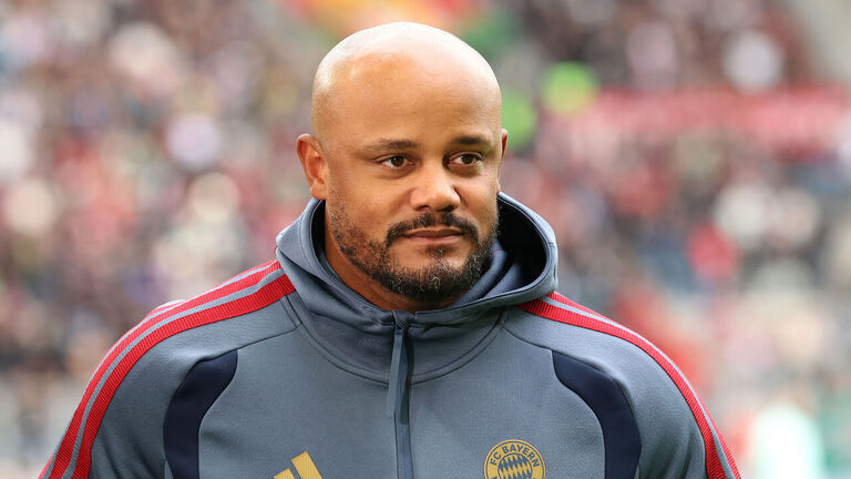 Bayern coach Kompany taken to hospital after collapse | theScore