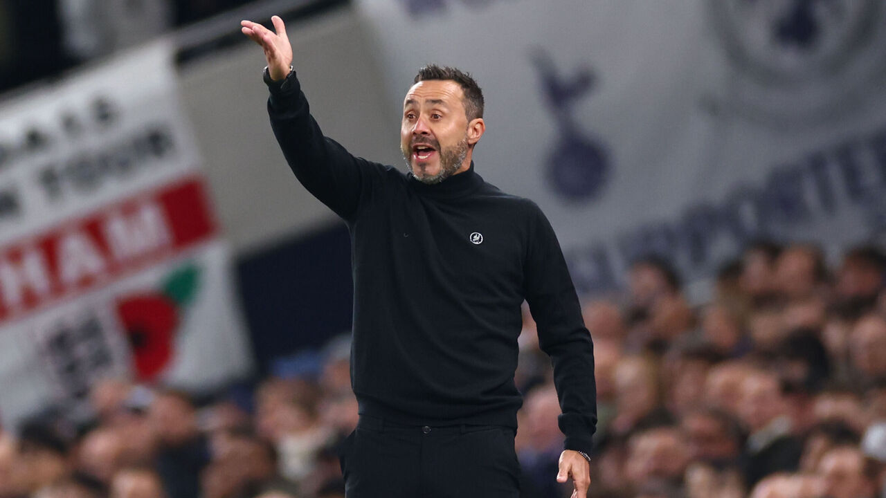 LONDON, ENGLAND - OCTOBER 19: Roberto De Zerbi, Manager / Head Coach of Tottenham Hotspur during the Premier League 2026/27 match between Tottenham Hotspur and Coventry City at Tottenham Hotspur Stadium on October 19, 2026 in London, England.