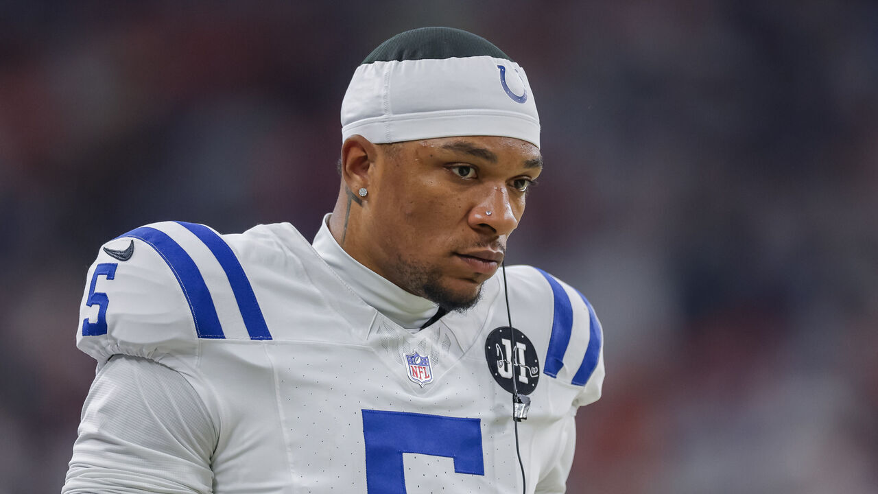 INDIANAPOLIS, INDIANA - SEPTEMBER 14: Anthony Richardson #5 of the Indianapolis Colts walks the sidelines during the NFL 2025 game between Denver Broncos and Indianapolis Colts at Lucas Oil Stadium on September 14, 2025 in Indianapolis, Indiana.