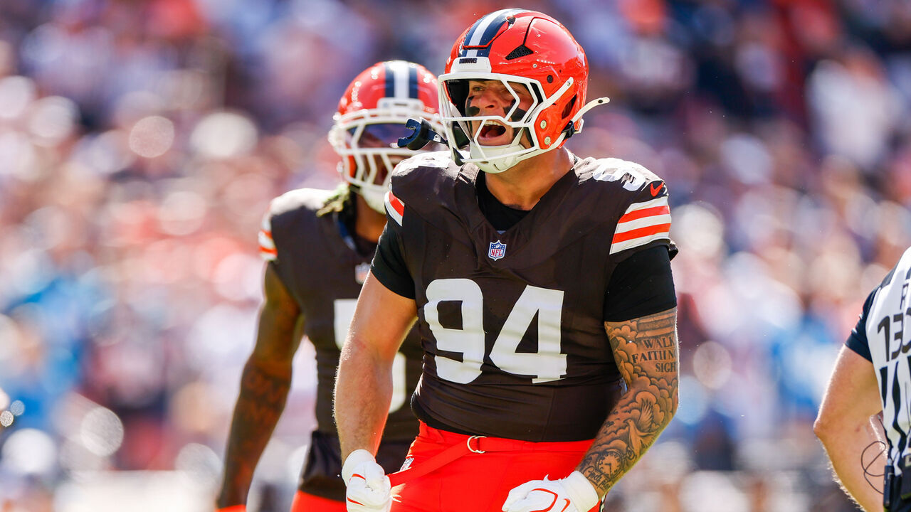 CLEVELAND, OHIO - SEPTEMBER 27: Mason Graham #94 of the Cleveland Browns celebrates during the first quarter of a game against the Carolina Panthers at Huntington Bank Field on September 27, 2026 in Cleveland, Ohio.