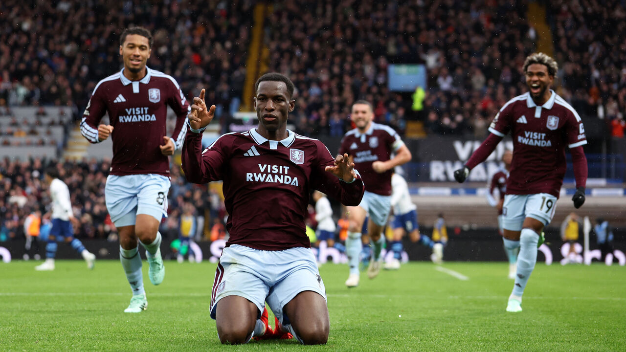 BIRMINGHAM, ENGLAND - OCTOBER 24: Nicolas Jackson of Aston Villa celebrates scoring his team’s second goal during the Premier League 2026/27 match between Aston Villa FC and Manchester City at Villa Park on October 24, 2026 in Birmingham, England.
