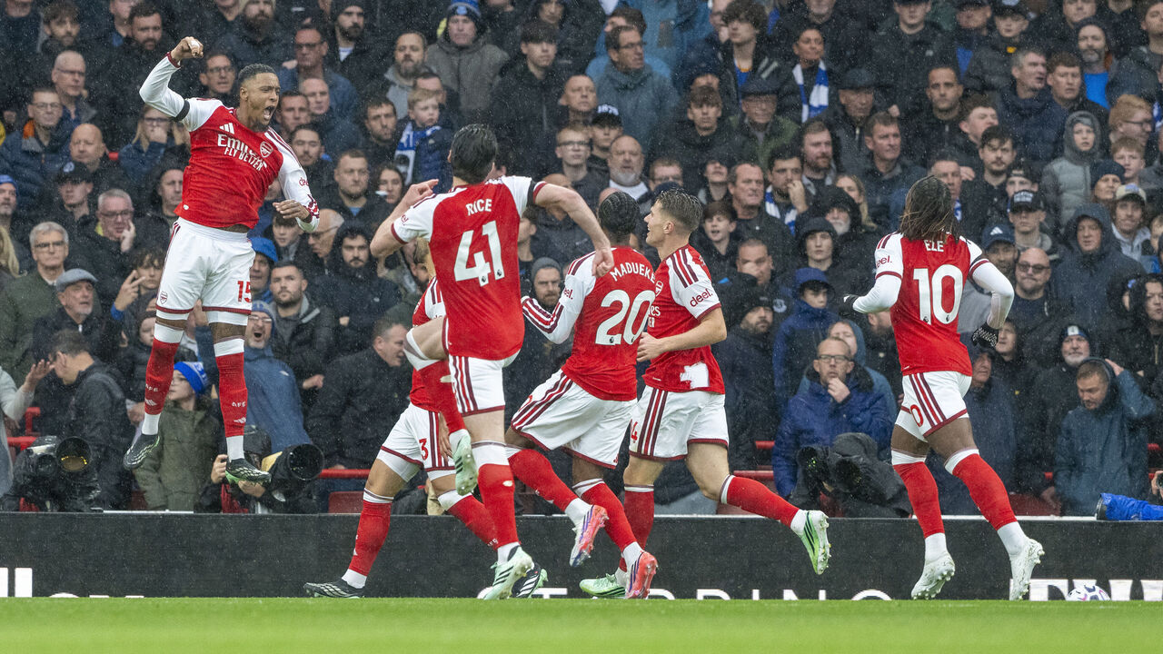 LONDON, ENGLAND - OCTOBER 24: Arsenal's Ezri Konsa celebrates scoring the opening goal during the Premier League 2026/27 match between Arsenal FC and Everton at Emirates Stadium on October 24, 2026 in London, England.