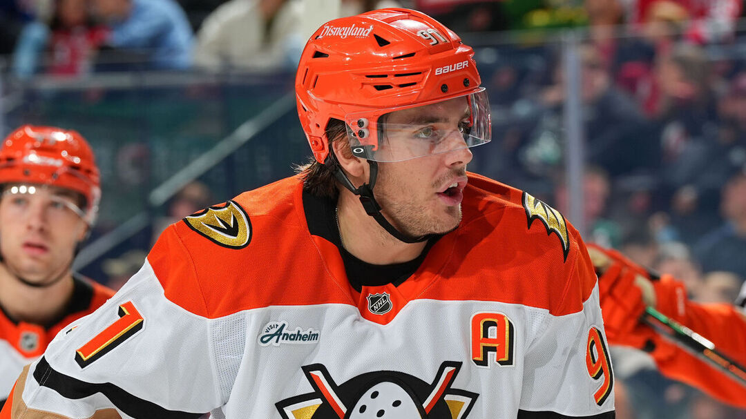 Carlsson burns Flyers after failed offer sheet in Ducks' | theScore