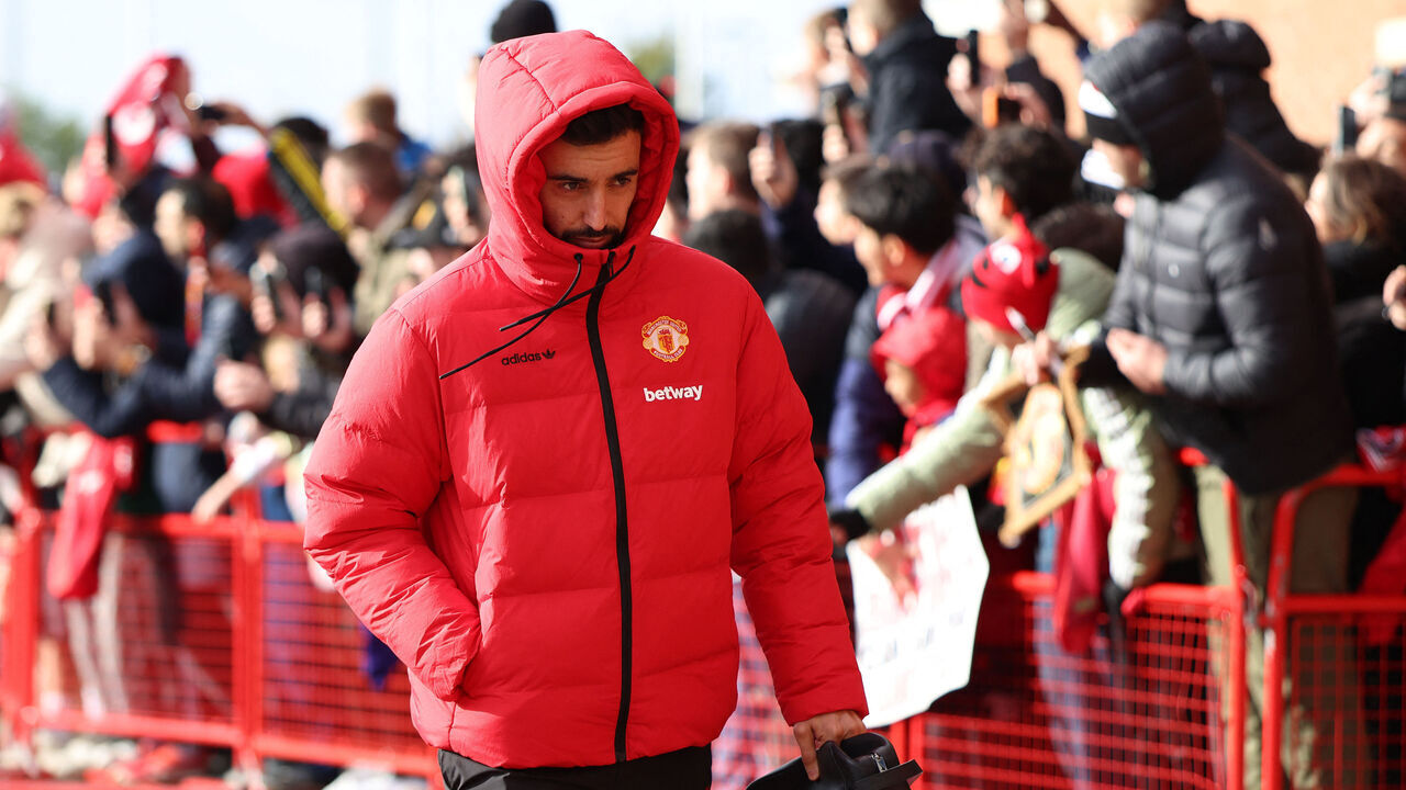 Manchester United's Portuguese midfielder #08 Bruno Fernandes arrives for the English Premier League football match between Manchester United and Bournemouth at Old Trafford in Manchester, north west England, on October 25, 2026. / RESTRICTED TO EDITORIAL USE. No use with unauthorized audio, video, data, fixture lists, club/league logos or 'live' services. Online in-match use limited to 120 images. An additional 40 images may be used in extra time. No video emulation. Social media in-match use limited to 120 images. An additional 40 images may be used in extra time. No use in betting publications, games or single club/league/player publications. /