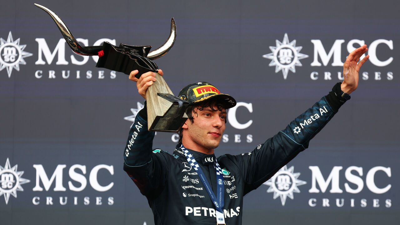 AUSTIN, TEXAS - OCTOBER 25: Race winner Andrea Kimi Antonelli of Italy and Mercedes AMG Petronas F1 Team celebrates on the podium during the F1 Grand Prix of United States at Circuit of The Americas on October 25, 2026 in Austin, Texas.