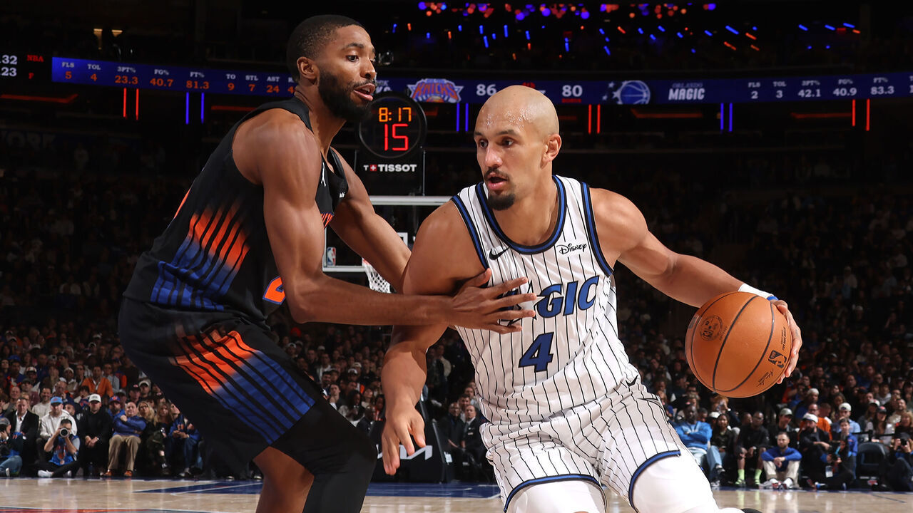 NEW YORK, NY - OCTOBER 25: Jalen Suggs #4 of the Orlando Magic drives to the basket during the game against the New York Knicks on October 25, 2026 at Madison Square Garden in New York City, New York. Mandatory Copyright Notice: Copyright 2026 NBAE