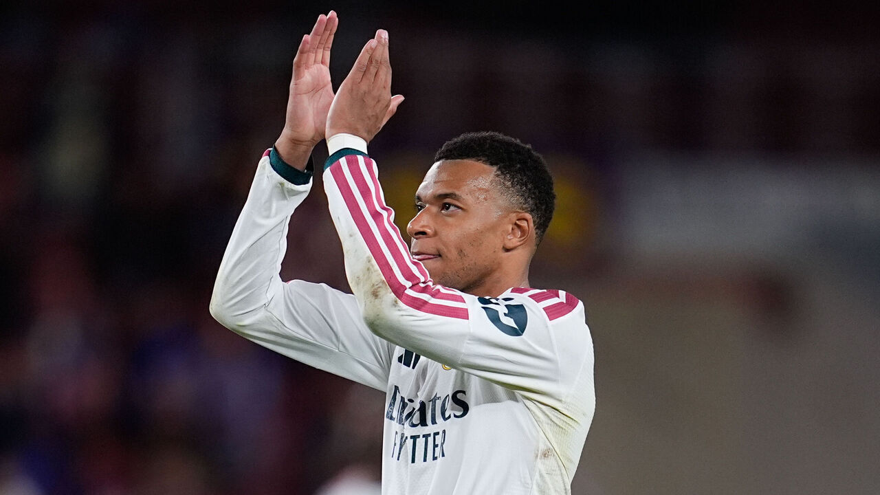 BARCELONA, SPAIN - OCTOBER 25: Kylian Mbappe of Real Madrid CF celebrates the victory during the Spanish League, LaLiga EA Sports, football match between FC Barcelona and Real Madrid CF at Spotify Camp Nou on October 25, 2026, in Barcelona, Spain.