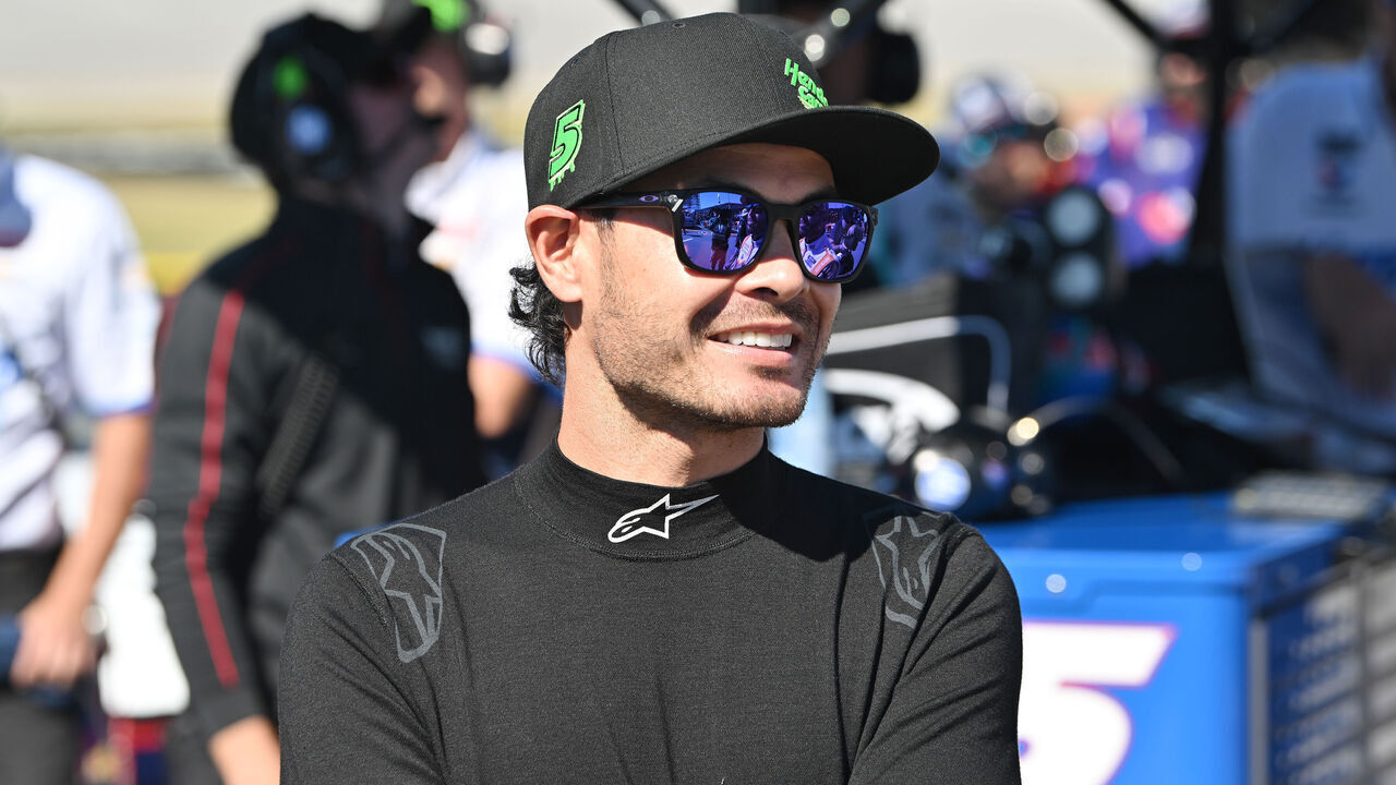TALLADEGA, AL - OCTOBER 24: Kyle Larson (#5 Hendrick Motorsports HendrickCars.com Chevrolet) looks on during qualifying for the running of the NASCAR Cup Series YellaWood 500 on October 24, 2026, at Talladega Superspeedway in Talladega, AL.