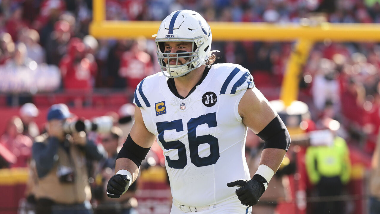KANSAS CITY, MISSOURI - NOVEMBER 23: Quenton Nelson #56 of the Indianapolis Colts runs onto the field before the game against the Kansas City Chiefs at Arrowhead Stadium on November 23, 2025 in Kansas City, Missouri.