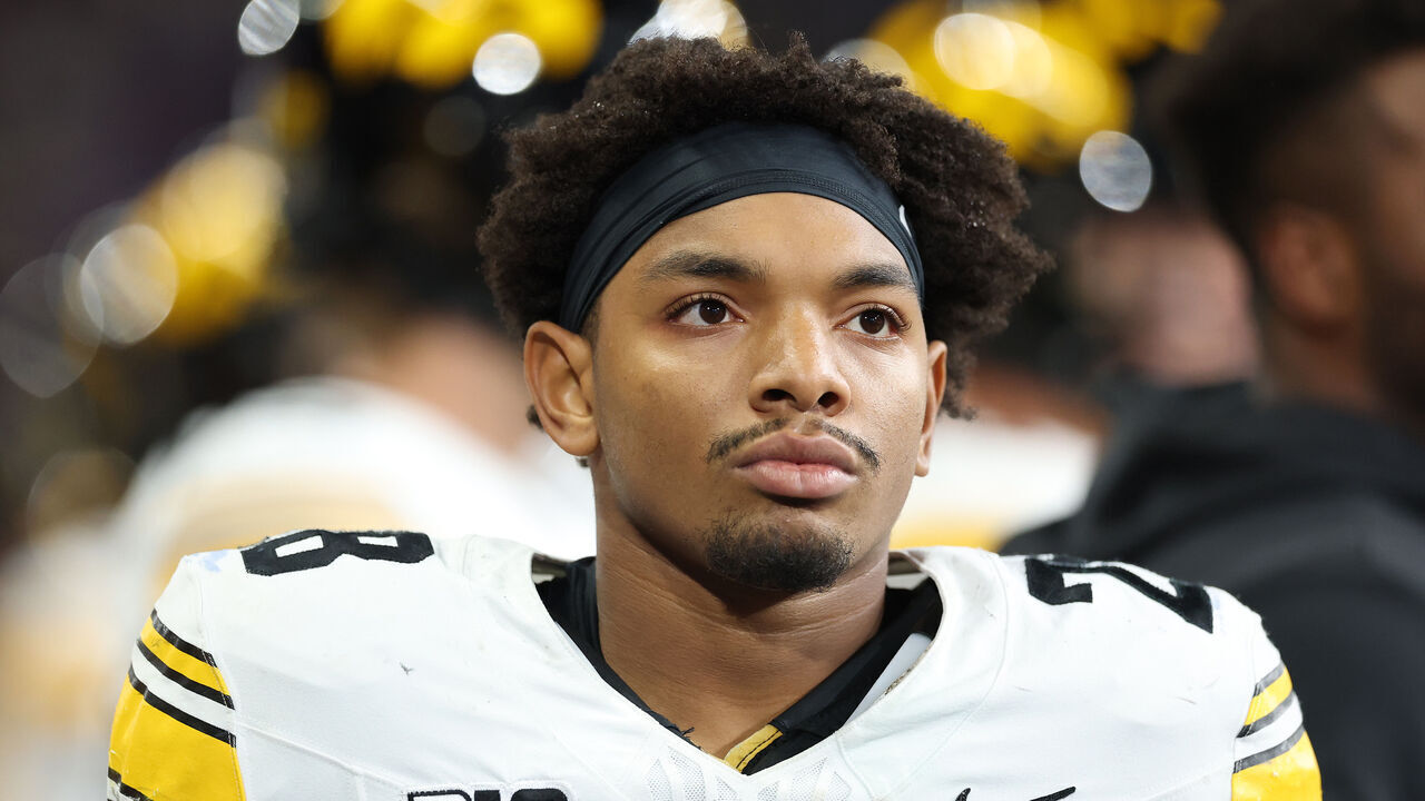 SEATTLE, WASHINGTON - OCTOBER 09: Kamari Moulton #28 of the Iowa Hawkeyes looks on against the Washington Huskies at Husky Stadium on October 09, 2026 in Seattle, Washington.
