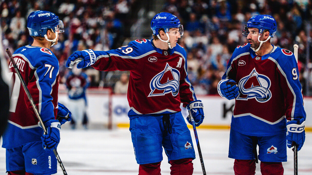 DENVER, COLORADO - OCTOBER 23: Nathan MacKinnon #29 of the Colorado Avalanche directs teammates Jaden Schwartz #71 and Nazem Kadri #91 during the third period of the game against the Tampa Bay Lightning at Ball Arena on October 23, 2026 in Denver, Colorado.