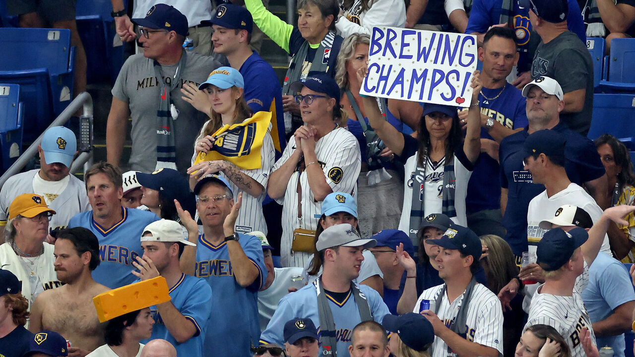 ST. PETERSBURG, FL - OCTOBER 26: Milwaukee Brewers fans cheer during Game Three of the 2026 World Series presented by Capital One between the Milwaukee Brewers and the Tampa Bay Rays at Tropicana Field on Monday, October 26, 2026 in St. Petersburg, Florida.