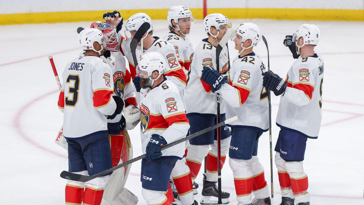 WINNIPEG, CANADA - OCTOBER 27: Florida Panthers players celebrate on the ice following a 5-1 victory over the Winnipeg Jets at the Canada Life Centre on October 27, 2026 in Winnipeg, Manitoba, Canada.