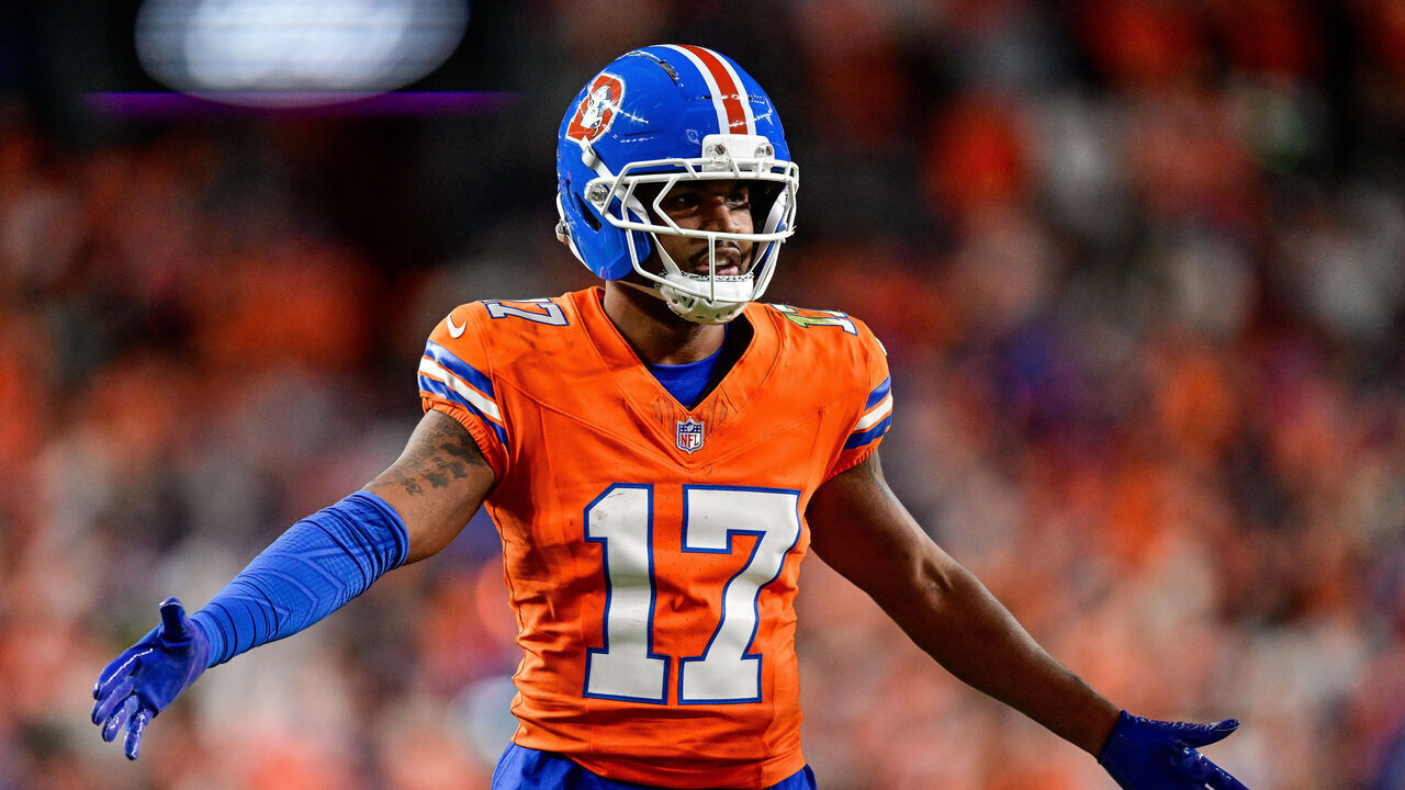 DENVER, CO - OCTOBER 15: Denver Broncos wide receiver Jaylen Waddle (17) celebrates after a touchdown in the second quarter during a game between the Seattle Seahawks and the Denver Broncos at Empower Field at Mile High on October 15, 2026 in Denver, Colorado.