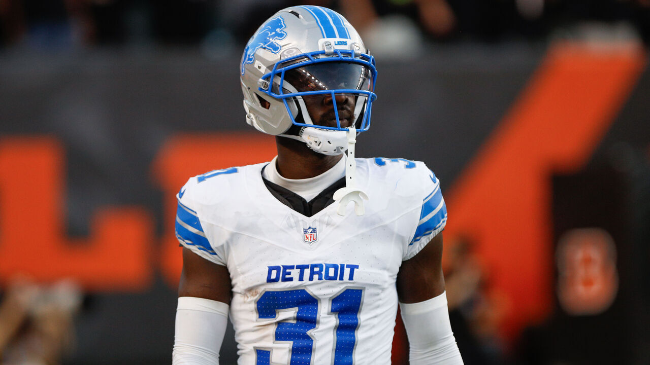 CINCINNATI, OH - OCTOBER 05: Detroit Lions safety Kerby Joseph (31) looks at the scoreboard during the game against the Detroit Lions and the Cincinnati Bengals on October 5, 2025, at Paycor Stadium in Cincinnati, OH.