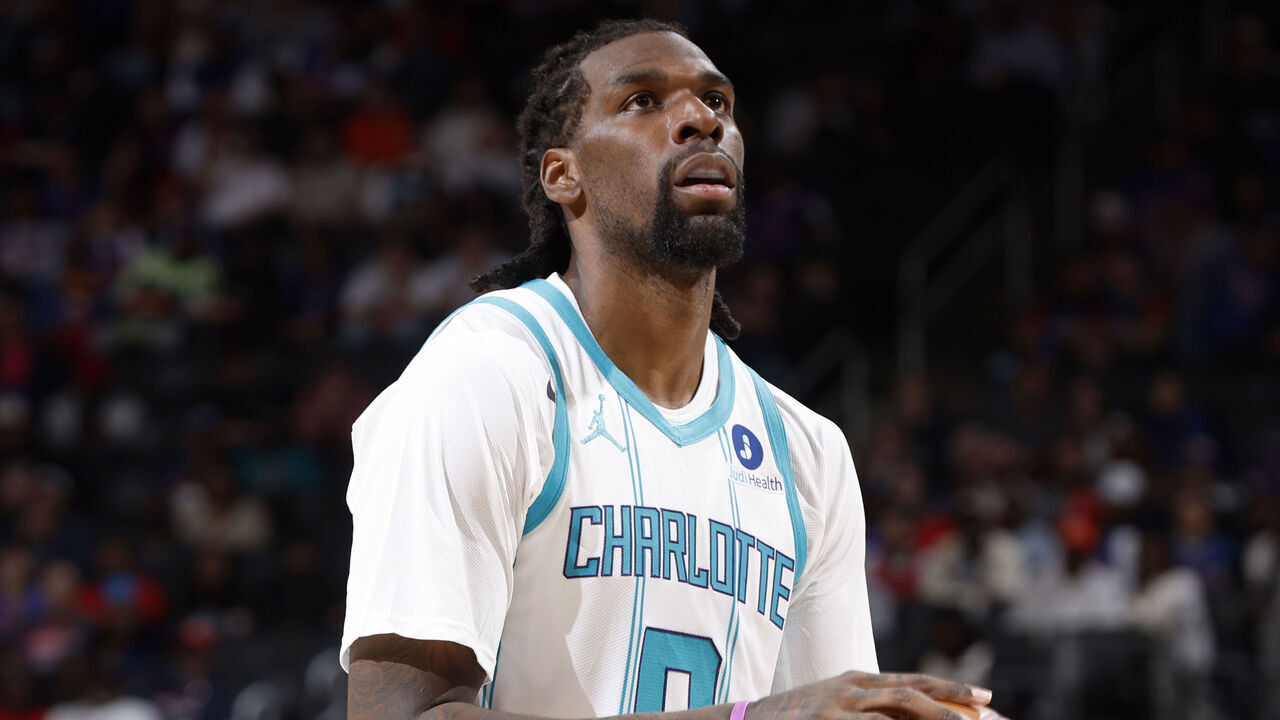 DETROIT, MI - OCTOBER 28: Naz Reid #0 of the Charlotte Hornets shoots a free throw during the game against the Detroit Pistons on October 28, 2026 at Little Caesars Arena in Detroit, Michigan. NOTE TO USER: User expressly acknowledges and agrees that, by downloading and/or using this photograph, User is consenting to the terms and conditions of the Getty Images License Agreement. Mandatory Copyright Notice: Copyright 2026 NBAE