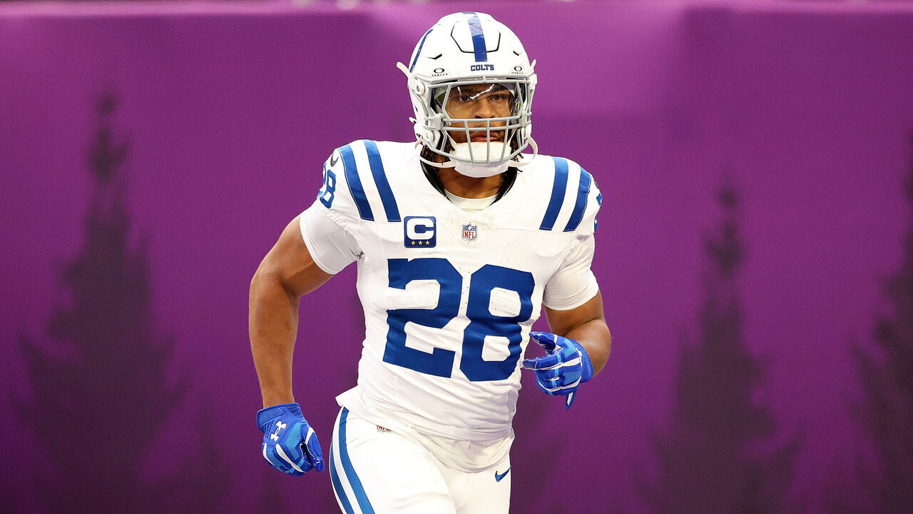 MINNEAPOLIS, MINNESOTA - OCTOBER 25: Jonathan Taylor #28 of the Indianapolis Colts looks on prior to the start of the game against the Minnesota Vikings at U.S. Bank Stadium on October 25, 2026 in Minneapolis, Minnesota.