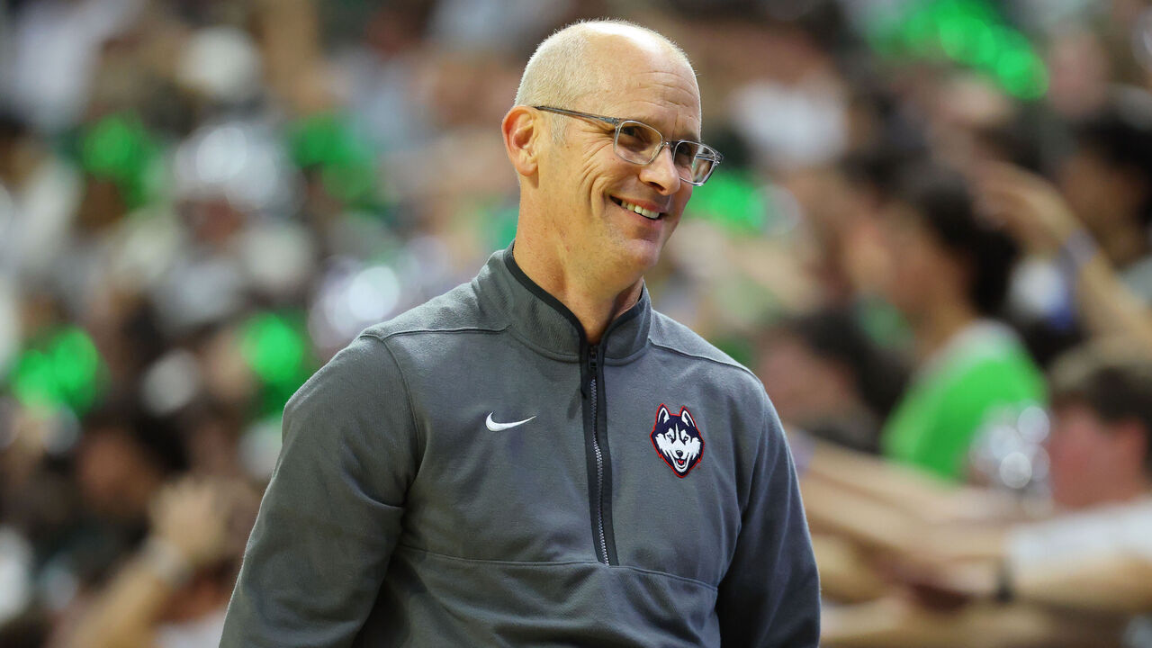 EAST LANSING, MICHIGAN - OCTOBER 20: Head coach Dan Hurley of the UConn Huskies reacts in the first half of the game against the Michigan State Spartans at Breslin Center on October 20, 2026 in East Lansing, Michigan.