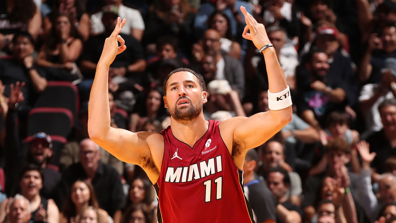 MIAMI, FL - OCTOBER 30: Klay Thompson #11 of the Miami Heat celebrates during the game against the Indiana Pacers during the 2026 Emirates NBA Cup on October 30, 2026 at Kaseya Center in Miami, Florida. Mandatory Copyright Notice: Copyright 2026 NBAE