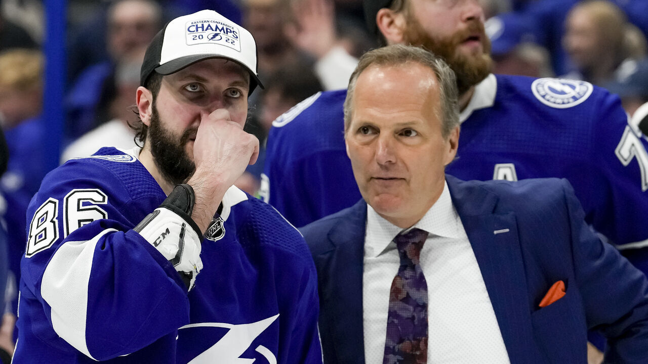 TAMPA, FL - JUNE 11: Tampa Bay Lightning right wing Nikita Kucherov (86) and Jon Cooper during the NHL Hockey Eastern Conference Finals Game 6 of the Stanley Cup Playoffs between Tampa Bay Lightning and the New York Rangers on June 11th, 2022 at Amalie Arena in Tampa Florida