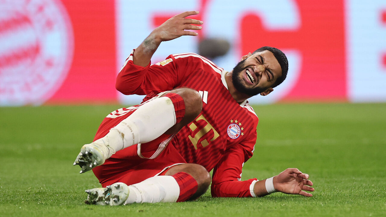 MUNICH, GERMANY - OCTOBER 31: Ismael Saibari of FC Bayern Munich reacts to an ankle injury during the Bundesliga 2026/27 match between FC Bayern München and Borussia Dortmund at Allianz Arena on October 31, 2026 in Munich, Germany.
