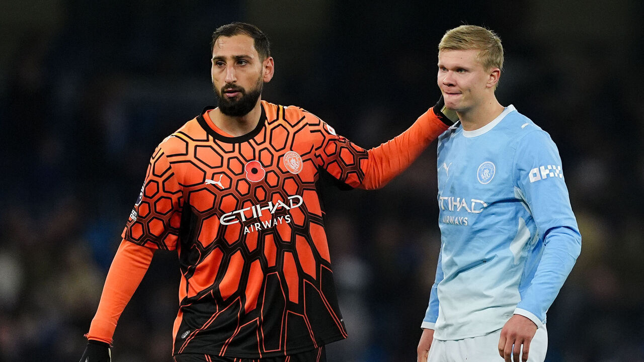 Manchester City's Erling Haaland and goalkeeper Gianluigi Donnarumma look dejected following the Premier League match at the Etihad Stadium, Manchester. Picture date: Saturday October 31, 2026.
