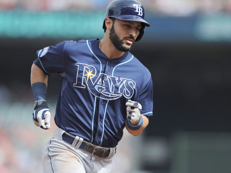 Blue Jays' Kiermaier prioritizing AL East, playing on grass in