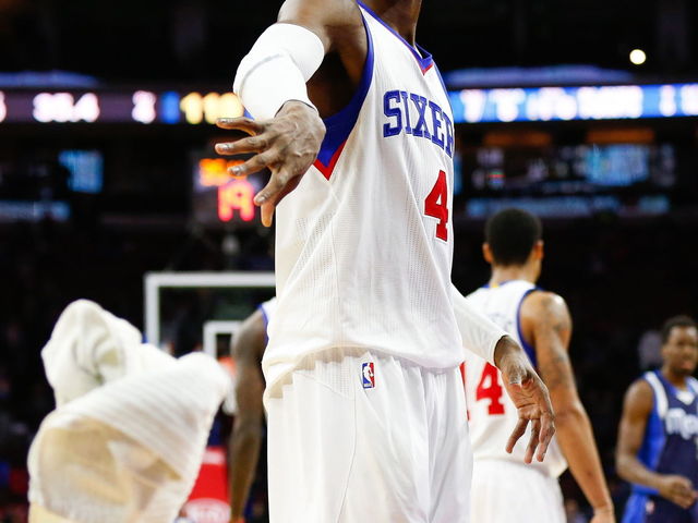 Noel leaves game with right ankle sprain