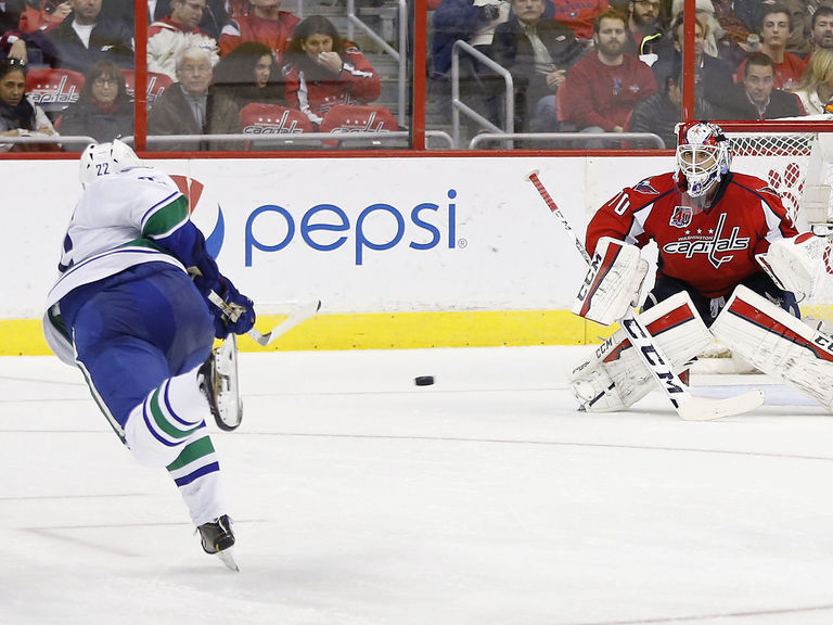 VIDEO: Canucks' Daniel Sedin Ties Franchise Record With Vintage Slap ...