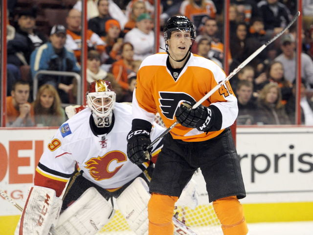 Oft-scratched Lecavalier not demanding to be traded despite itching to play