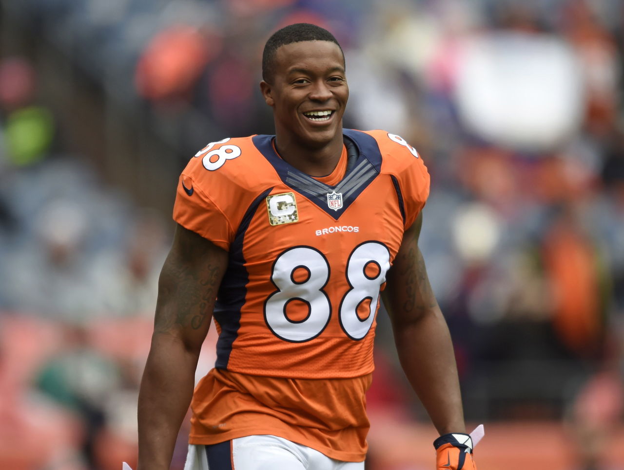 PHOTO: Demaryius Thomas' mom wearing custom jersey for Sunday's