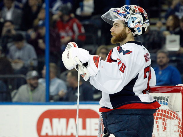 Report: Capitals' Holtby seeking $8 million per season