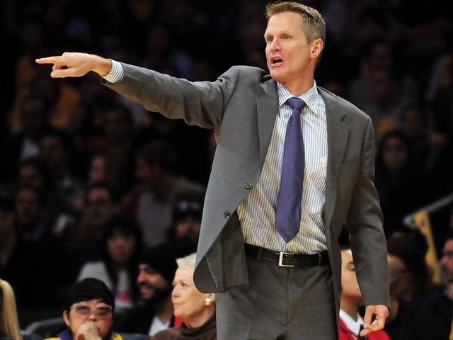 Steve Kerr in crunch time huddle: 'About time we got a close game to play'