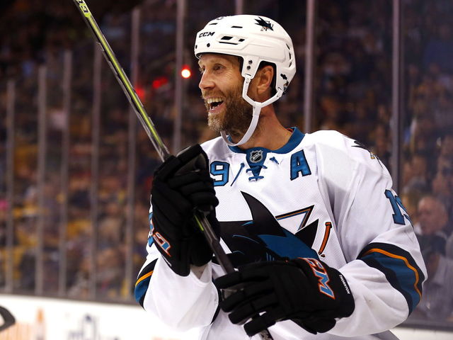 Sharks' DeBoer: Thornton's 'exactly what you want in your dressing room'