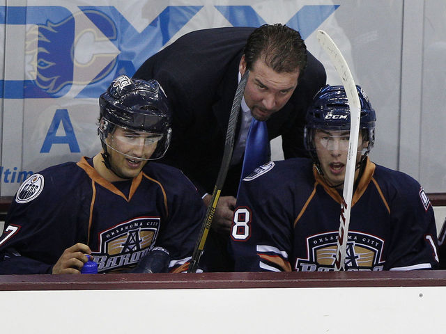 Todd Nelson to coach Oilers following 'transition period' under MacTavish