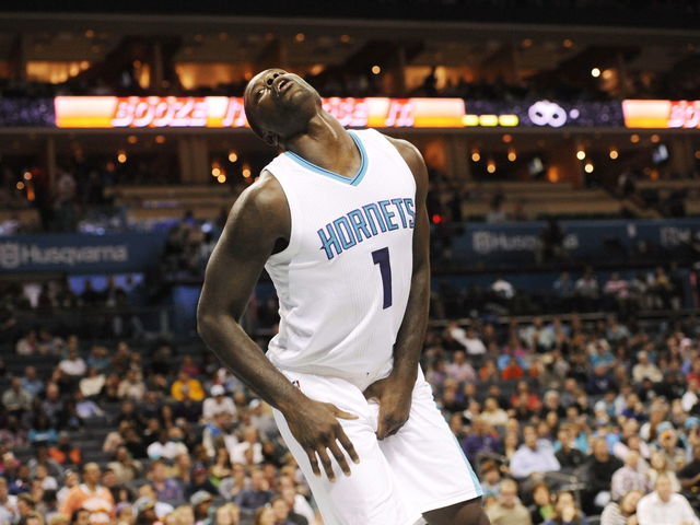 Hornets' Stephenson will miss multiple games with pelvic sprain