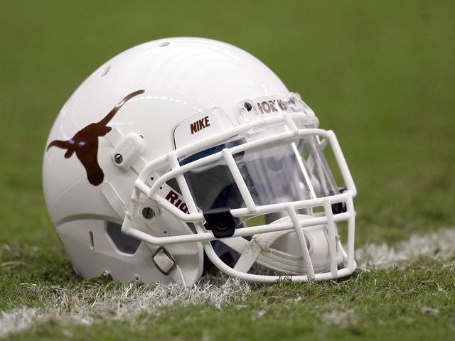 Wife of Texas great Greg Ploetz sues NCAA over CTE