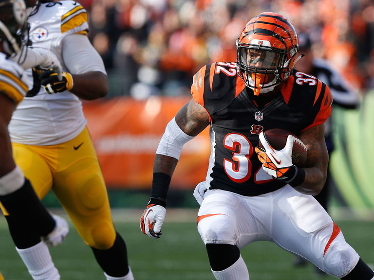 VIDEO: Bengals' Jeremy Hill breaks 85-yard touchdown run | theScore.com