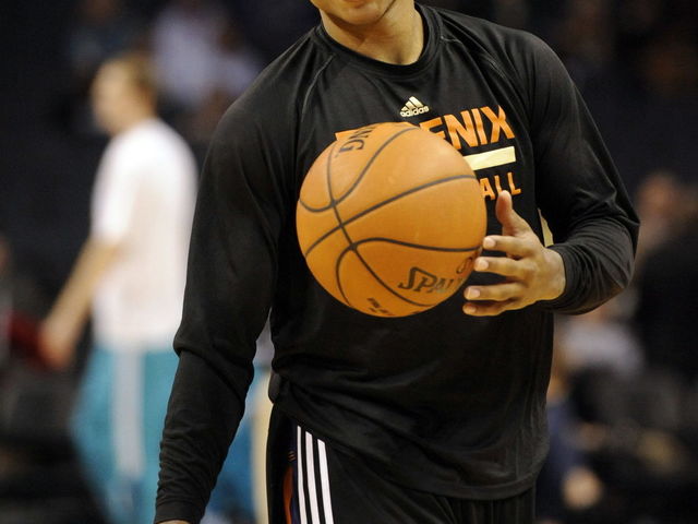 Suns trade Isaiah Thomas to Celtics