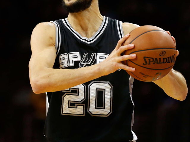 Manu Ginobili announces he'll return for 2015-16 season