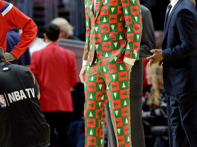 PHOTO: Clippers center Spencer Hawes trying out cornrows look