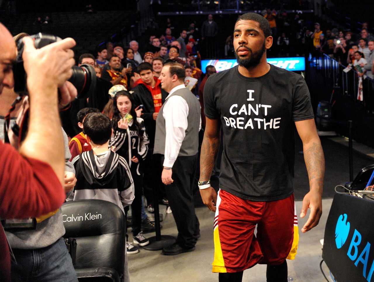 Kyrie Irving outfit. Модели Леброна.