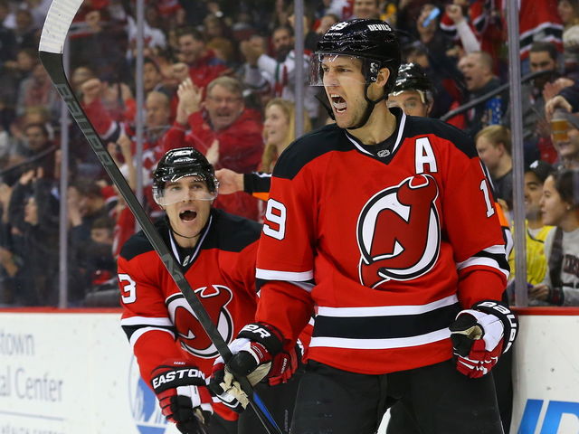 Devils beat Penguins 3-1, earn 1st win under Lamoriello