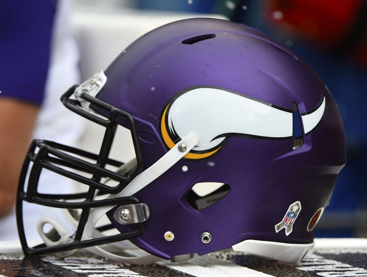 Minnesota Vikings give Kevin McDermott a 4 year extension