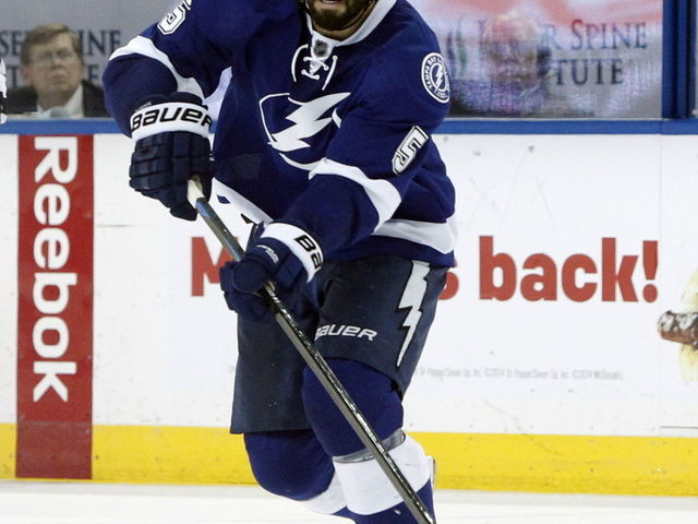 Lightning's Garrison out 3-4 weeks with upper-body injury