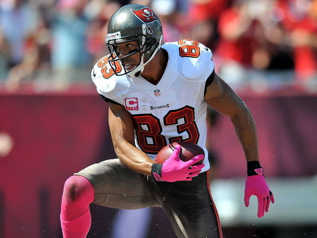 Police Are Investigating Death Of Former Bucs Wide Receiver - The