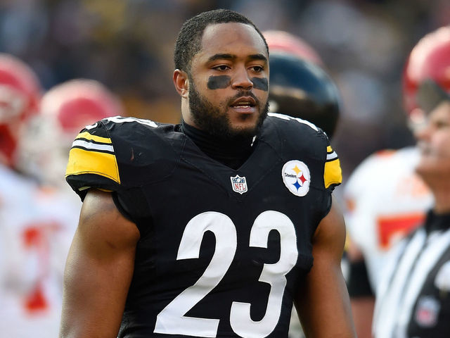 Steelers' Mitchell denies trying to take out Alex Smith's knees