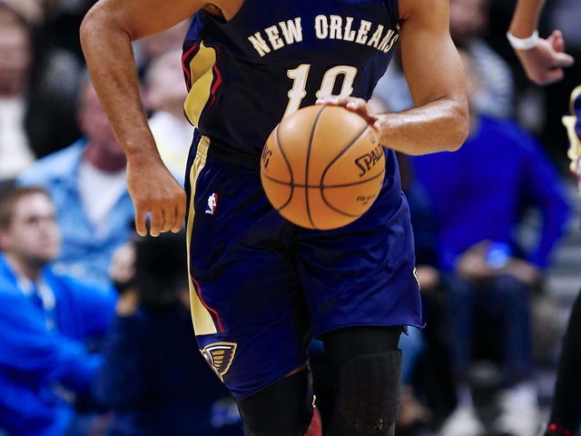 Report: Pelicans' Gordon leaning toward not opting out of contract